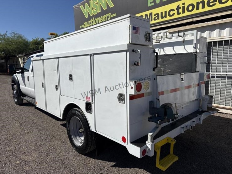 2016-ford-f550-image-7