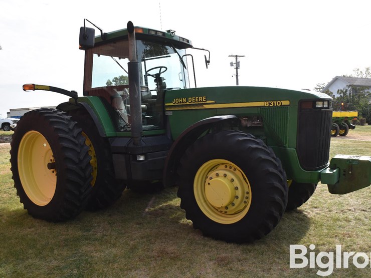 john-deere-8310-image-3