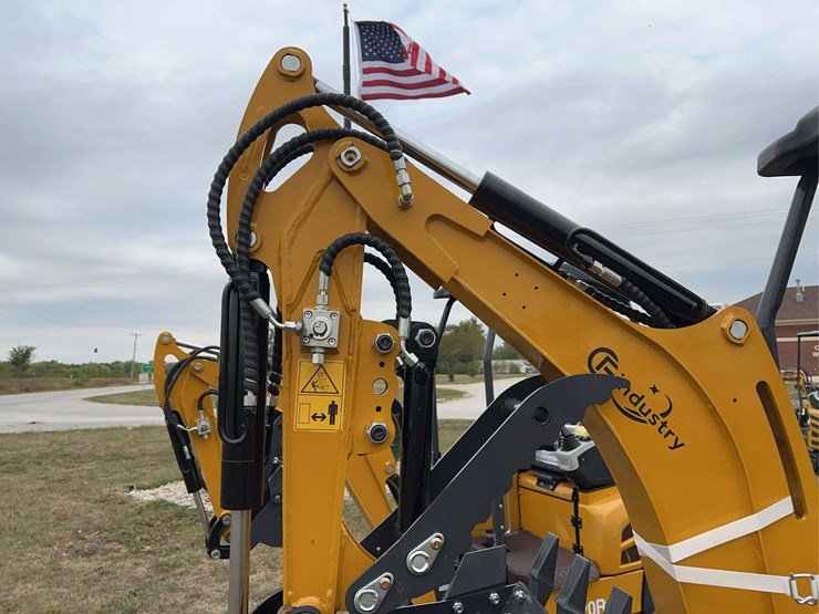 mini-excavator-qk20r-image-9