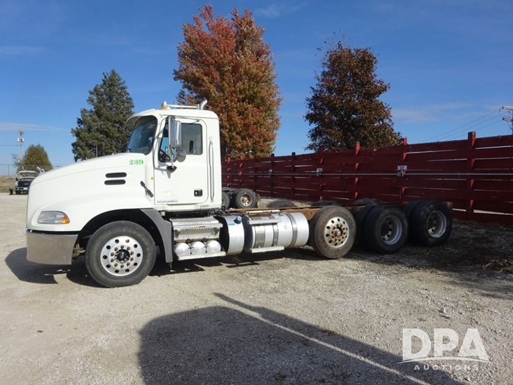 2014-mack-pinnacle-truck-(pz13988,-unit-239)-image-34