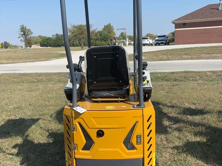 mini-excavator-mx12rx-image-4