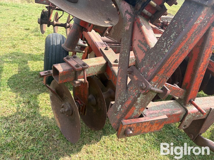 massey-ferguson-21-image-14