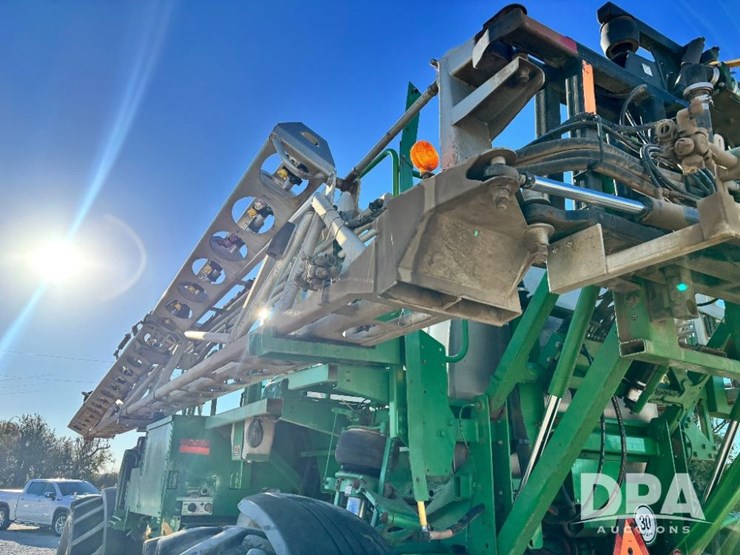 2013-john-deere-4830-image-97