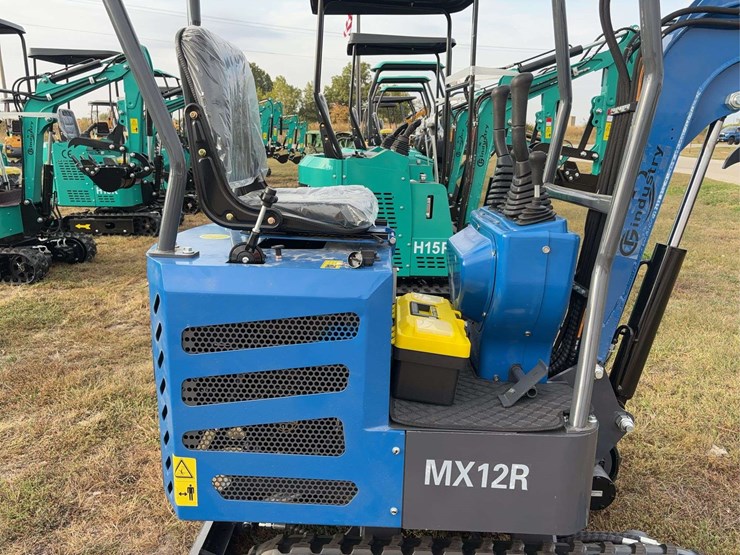 mini-excavator-mx12r-image-28