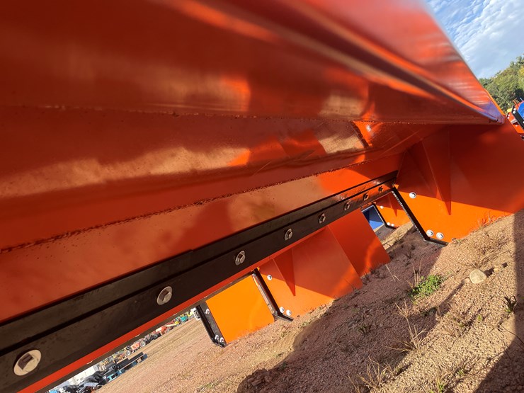 #4056-•-10'-hd-snow-pusher-attachment-image-10