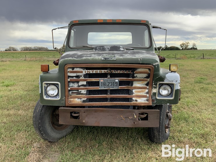 1981-international-f1924-image-2