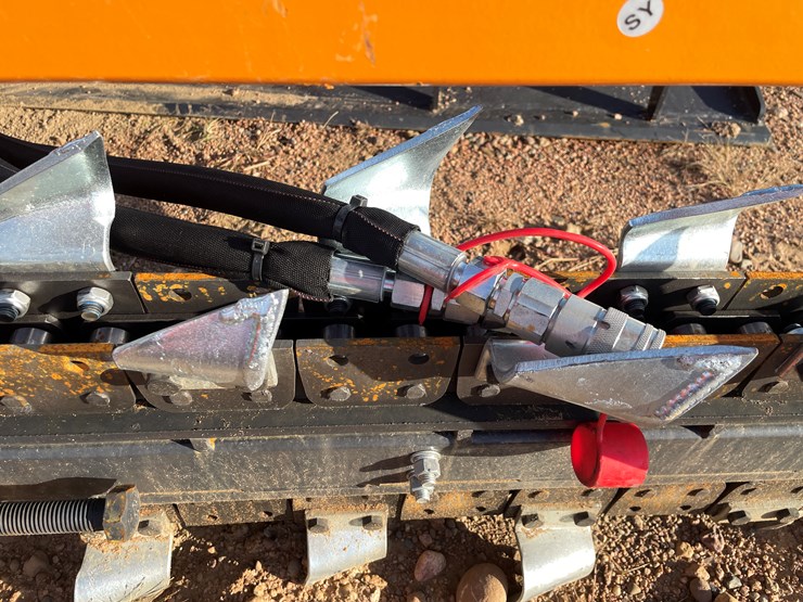 #4051-•-wolverine-hydraulic-trencher-attachment-image-12