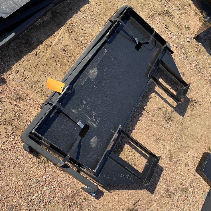 #4137 • Universal Pallet Fork Attachment