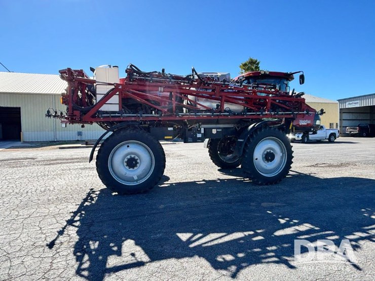 2020-case-ih-patriot-4440-image-10