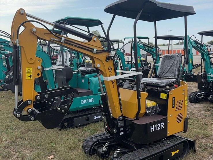 mini-excavator-h12r-image-2