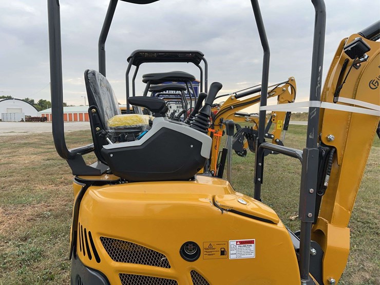 mini-excavator-qk20r-image-23