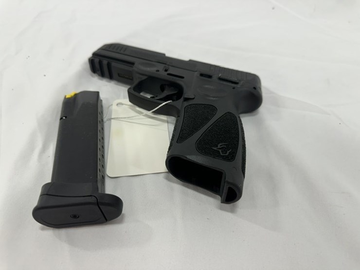 #2025-00061-•-taurus-g3-pistol-image-51