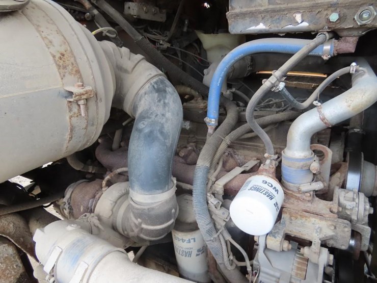 1996-ford-l9000-image-16