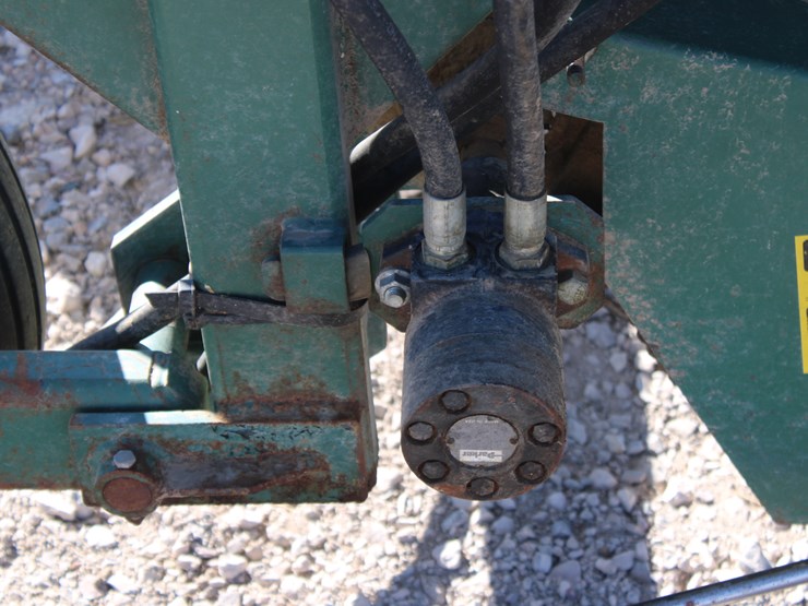 2003-john-deere-8000-image-13