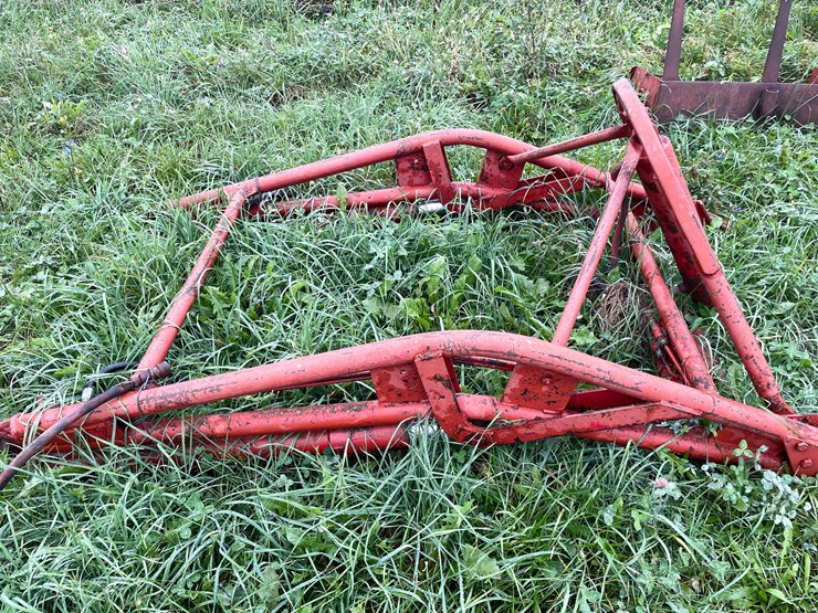 international-300-image-11