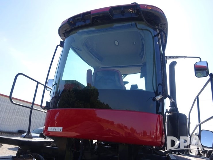 2011-case-ih-titan-4530-image-59