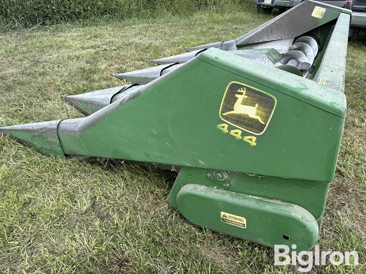 john-deere-444-image-14
