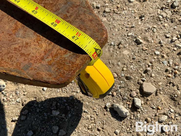 2010-jlg-g10-55a-image-20