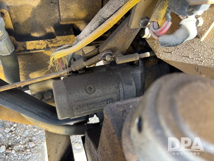 caterpillar-v40c-image-26