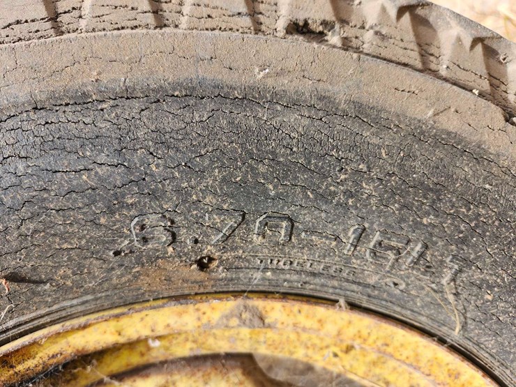 john-deere-640-image-11