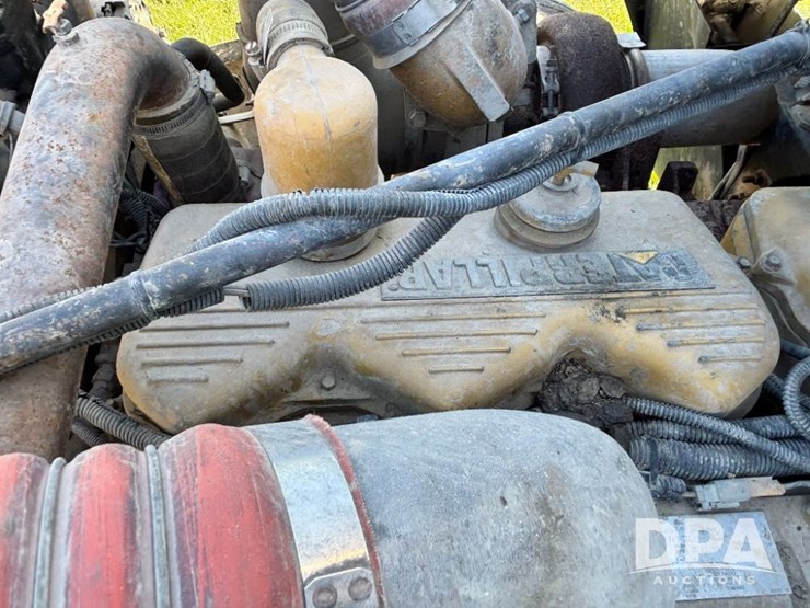 1993-freightliner-fld120-image-67