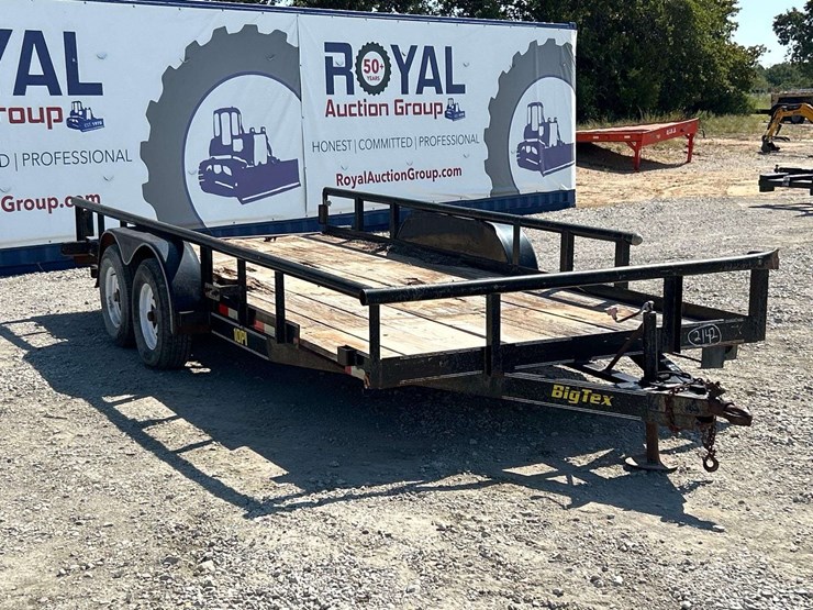 2003-big-tex-10pi-16ft.-t/a-pipe-top-utility-trailer-image-4
