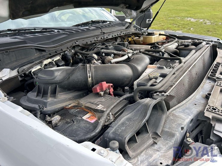 2018-ford-f550-image-9