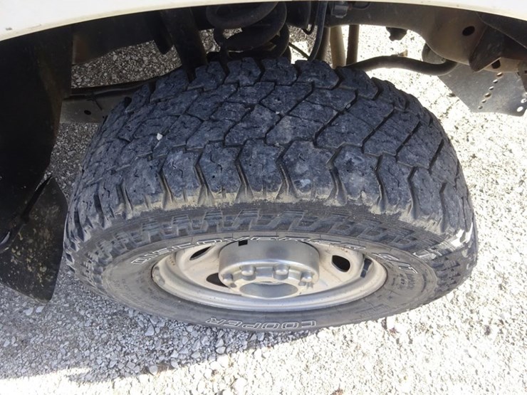 2011-ford-f250-image-29