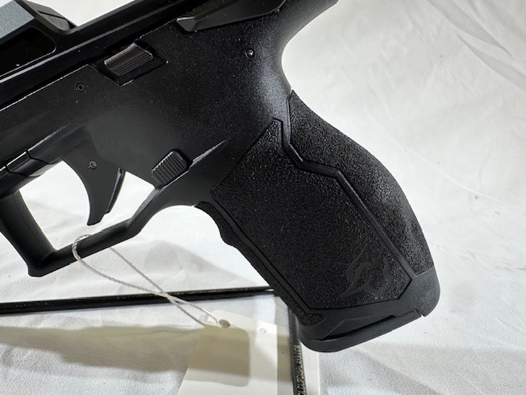 #2025-00060-•-taurus-tx-pistol-image-45