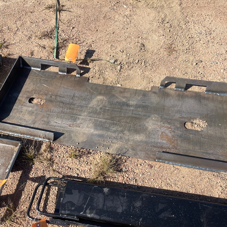 #4130 • Universal Adaptor Plate