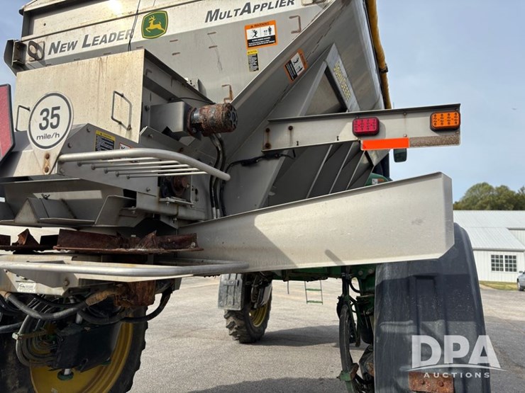 2019-john-deere-r4038-image-27