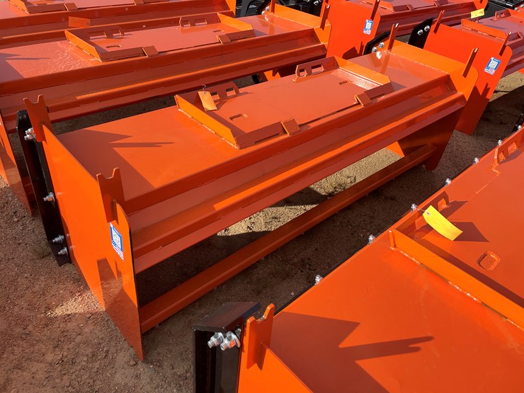 #4074-•-8'-hd-snow-pusher-with-pull-back-attachment-image-1