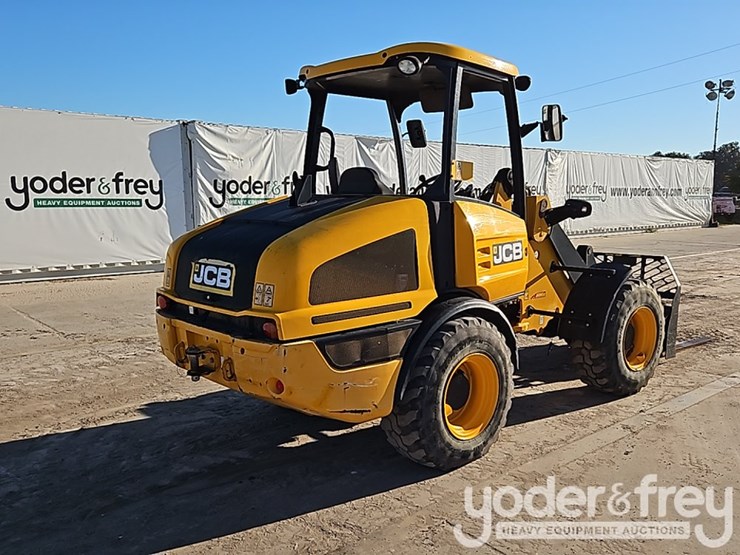 2023-jcb-407-image-5