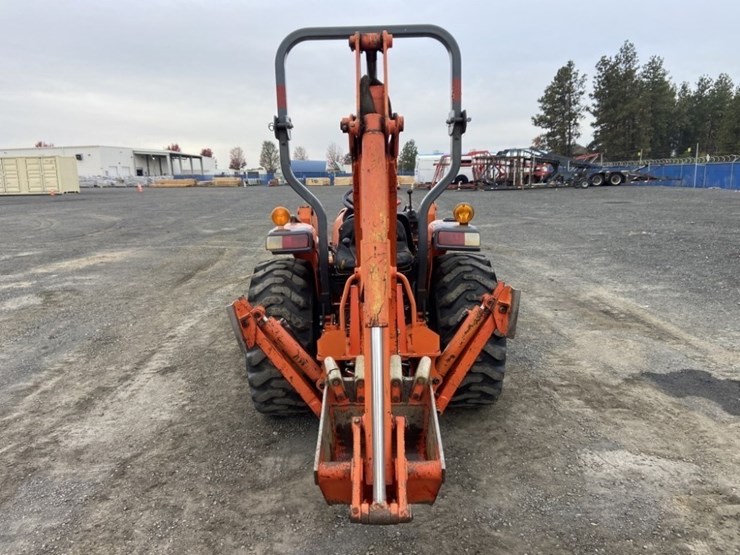 2010-kubota-l3200-image-4