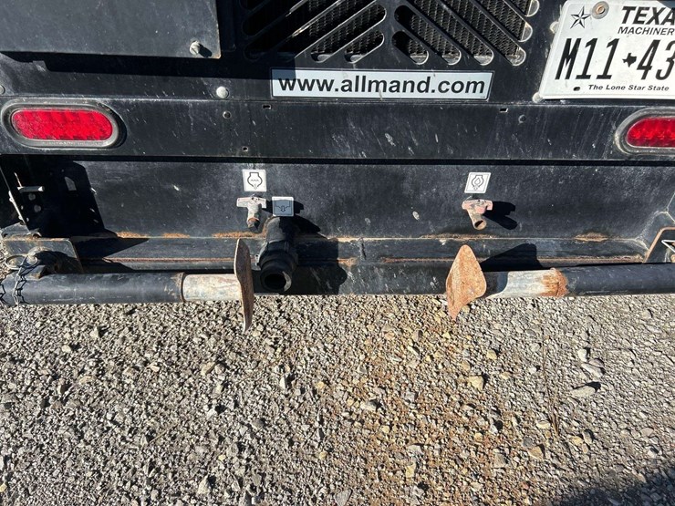 2021-allmand-bros-maxi-lite-ii-image-11