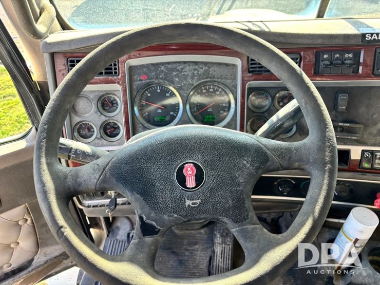 2007-kenworth-t800-image-86