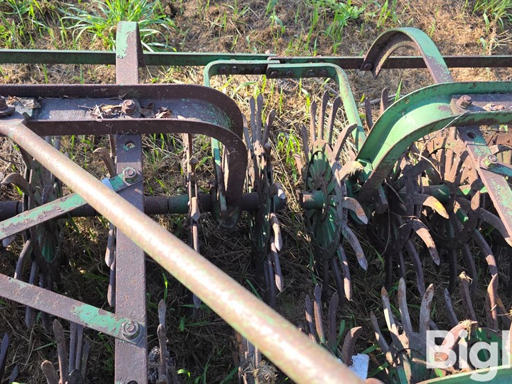 john-deere-7-image-15