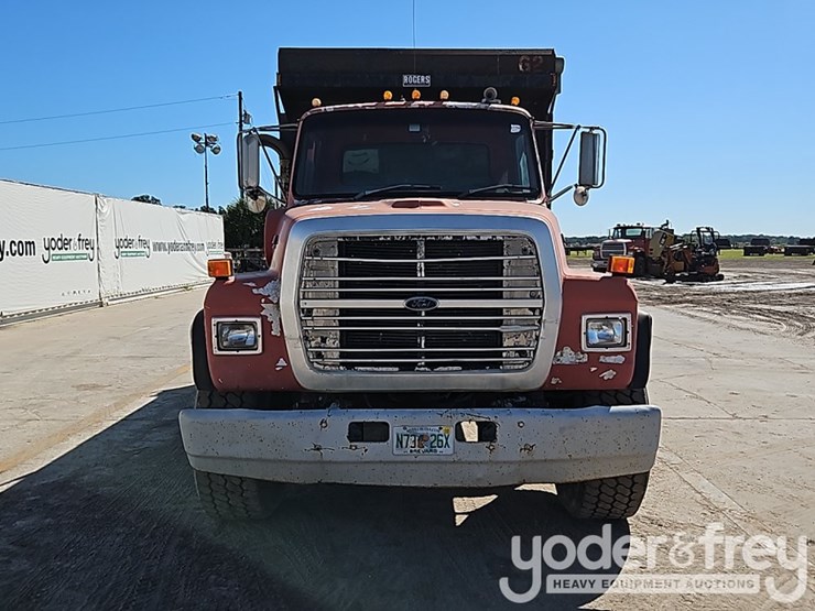 1988-ford-lt8000-image-13