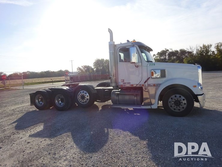2018-freightliner-coronado-day-cab-glider-truck-(pz13996,-unit-773)-image-11