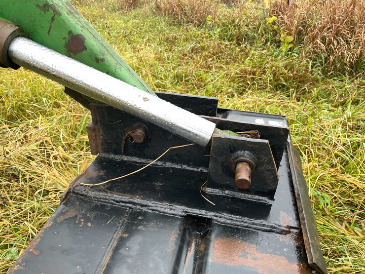 john-deere-2010-image-12