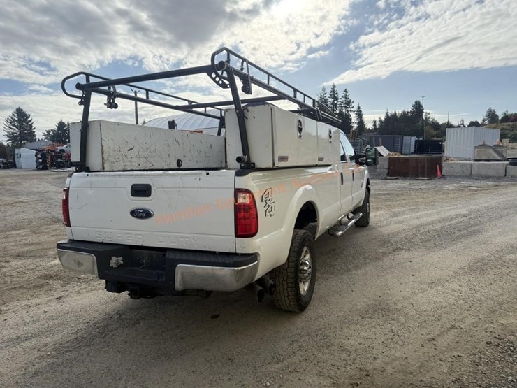 2015-ford-f350-xlt-image-7