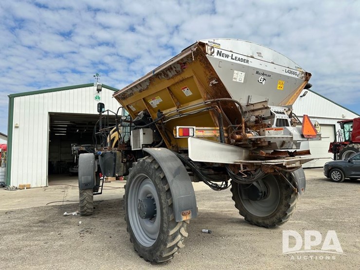 2015-ag-chem-rg1100b-image-12