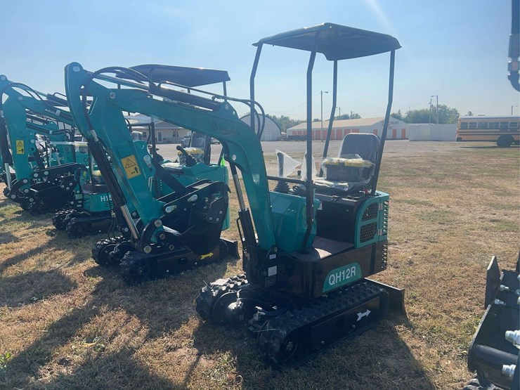 mini-excavator-qh12r-image-1