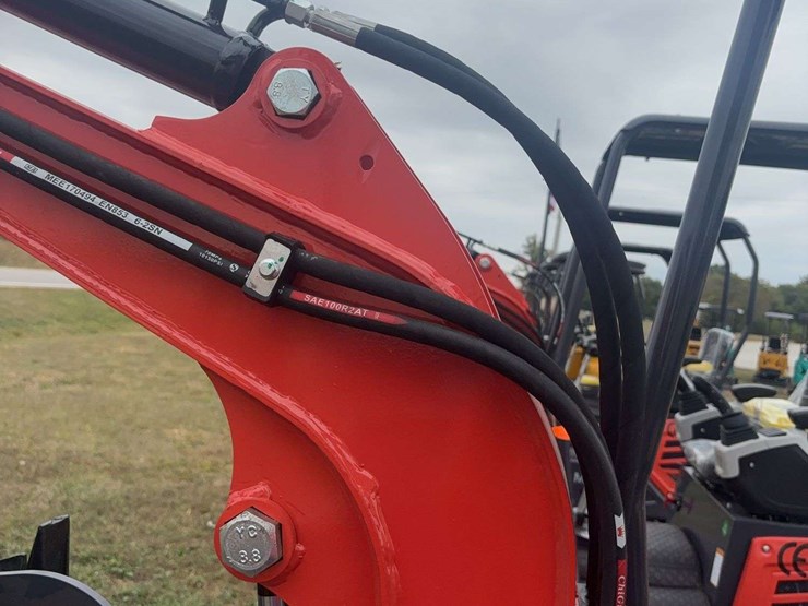 mini-excavator-mx12rx-image-11