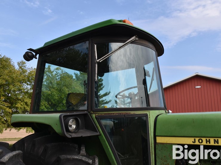 john-deere-4430-image-19