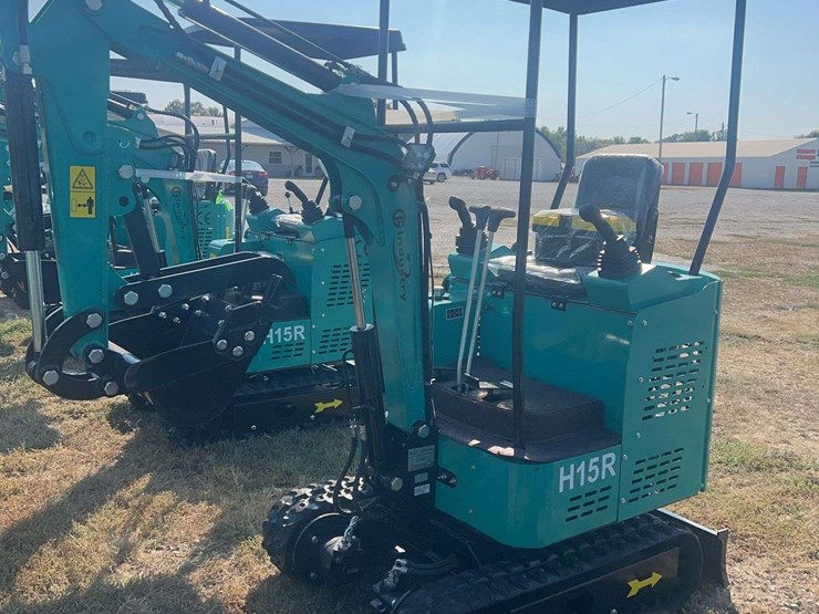 mini-excavator-h15r-image-2