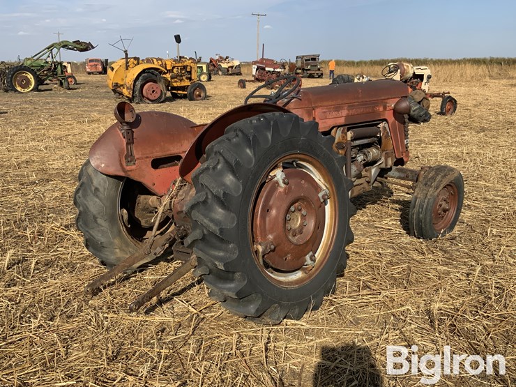 1961-massey-ferguson-50-image-5