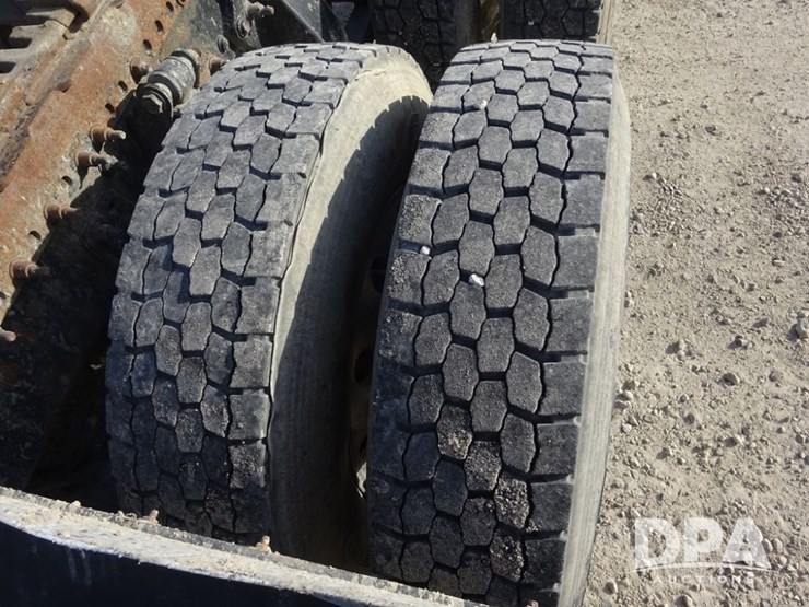 2016-freightliner-coronado-day-cab-glider-truck-(pz13983,-unit-716)-image-52