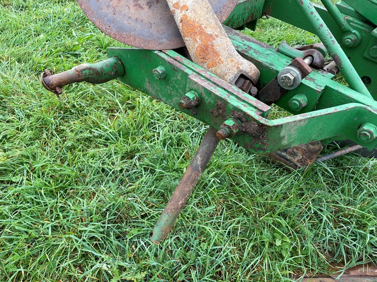 #8141-•-two-bottom-plow-image-11