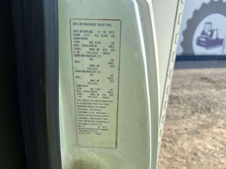 2013-chevrolet-silverado-3500hd-image-6